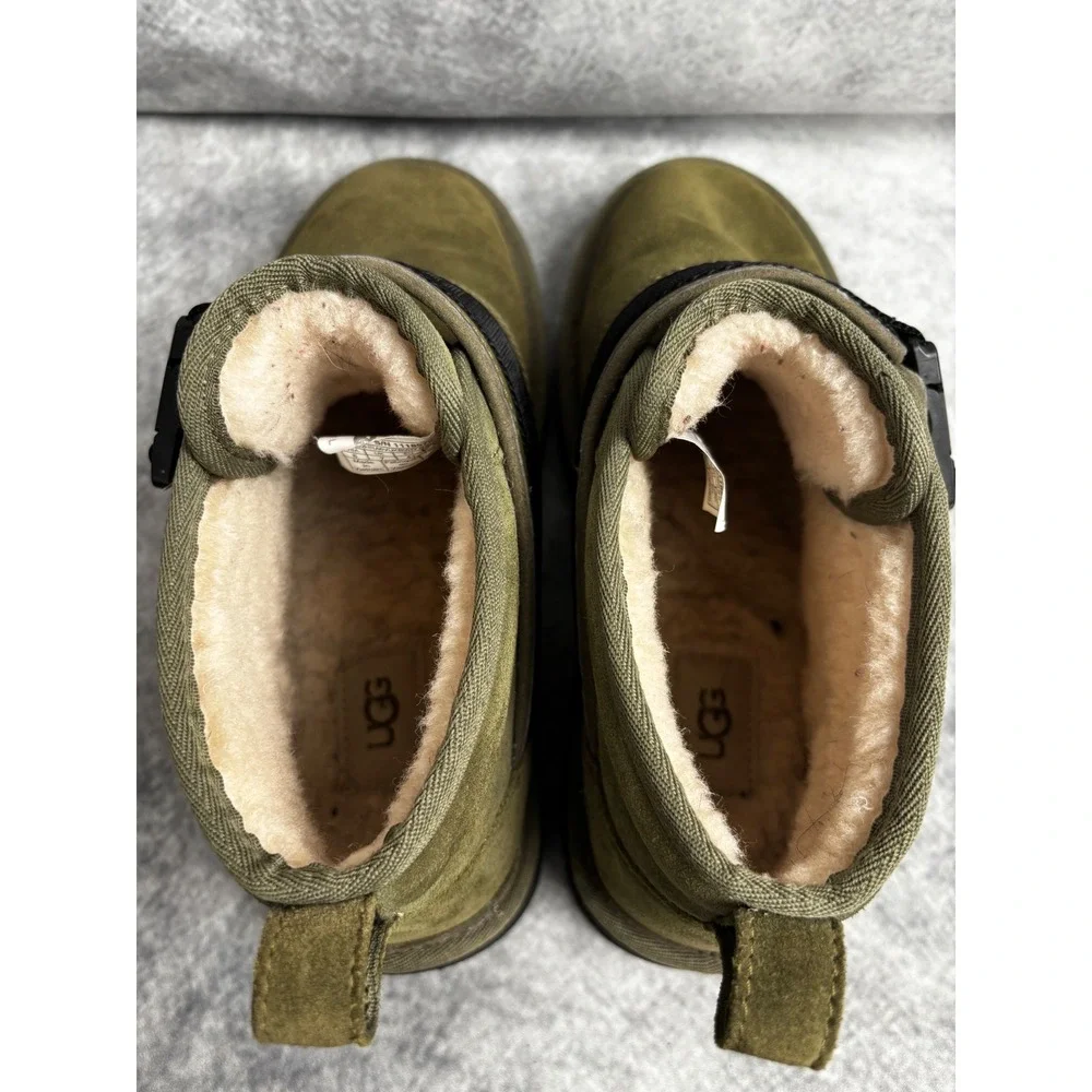 UGG Neumel Boot Snapback Low Strap Suede Shearling Lined Slip-On in Green Size 8